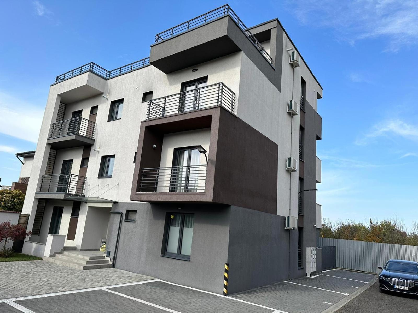 Luxury Glam Apartments & Studios Near Coresi Mall Брашов Экстерьер фото